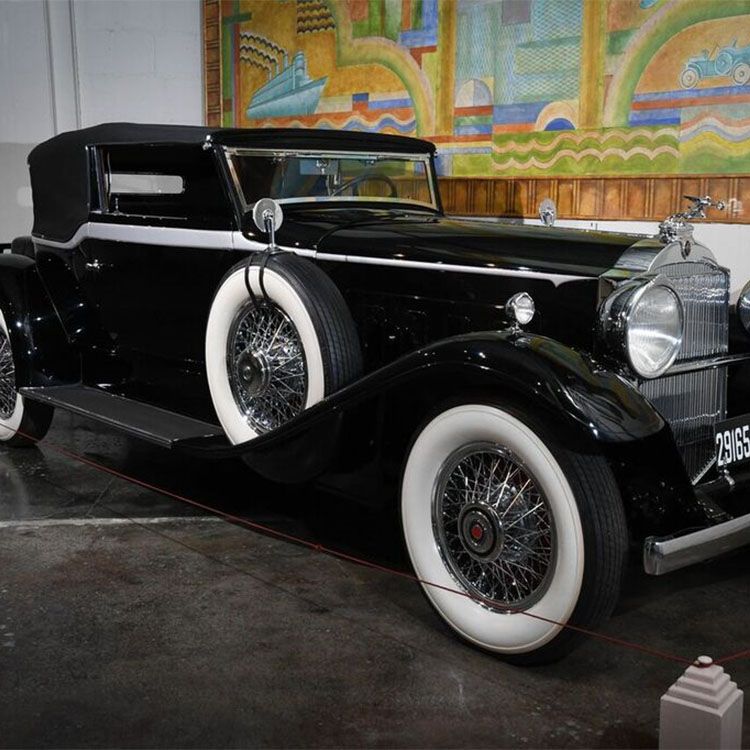 1930 Packard 745