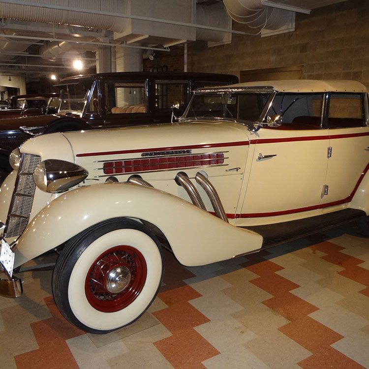 1936 Auburn 852 Phaeton