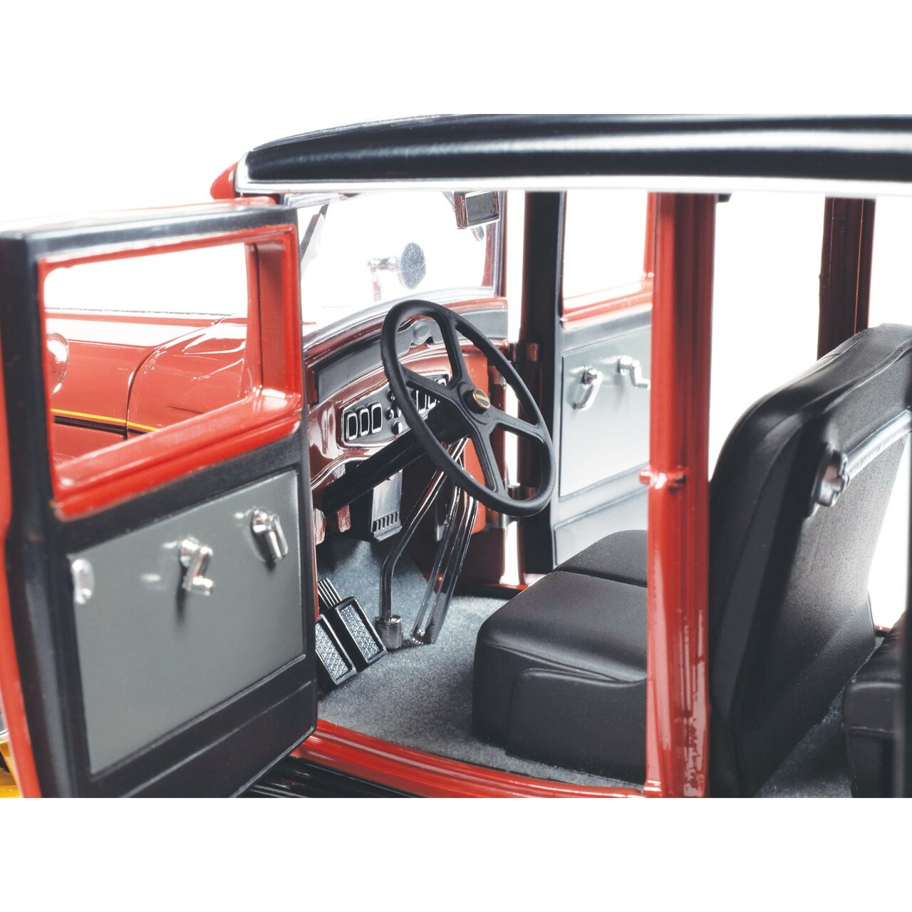 1931 Peerless Master 8 Sedan 1:18 scale