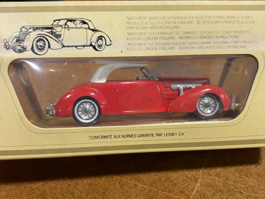 Models of Yesteryear - MATCHBOX 1937 Cord 812 Y-18 red