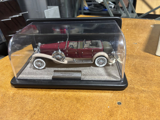 Franklin Mint 1930 Duesenberg J Derham Tourster w/display case