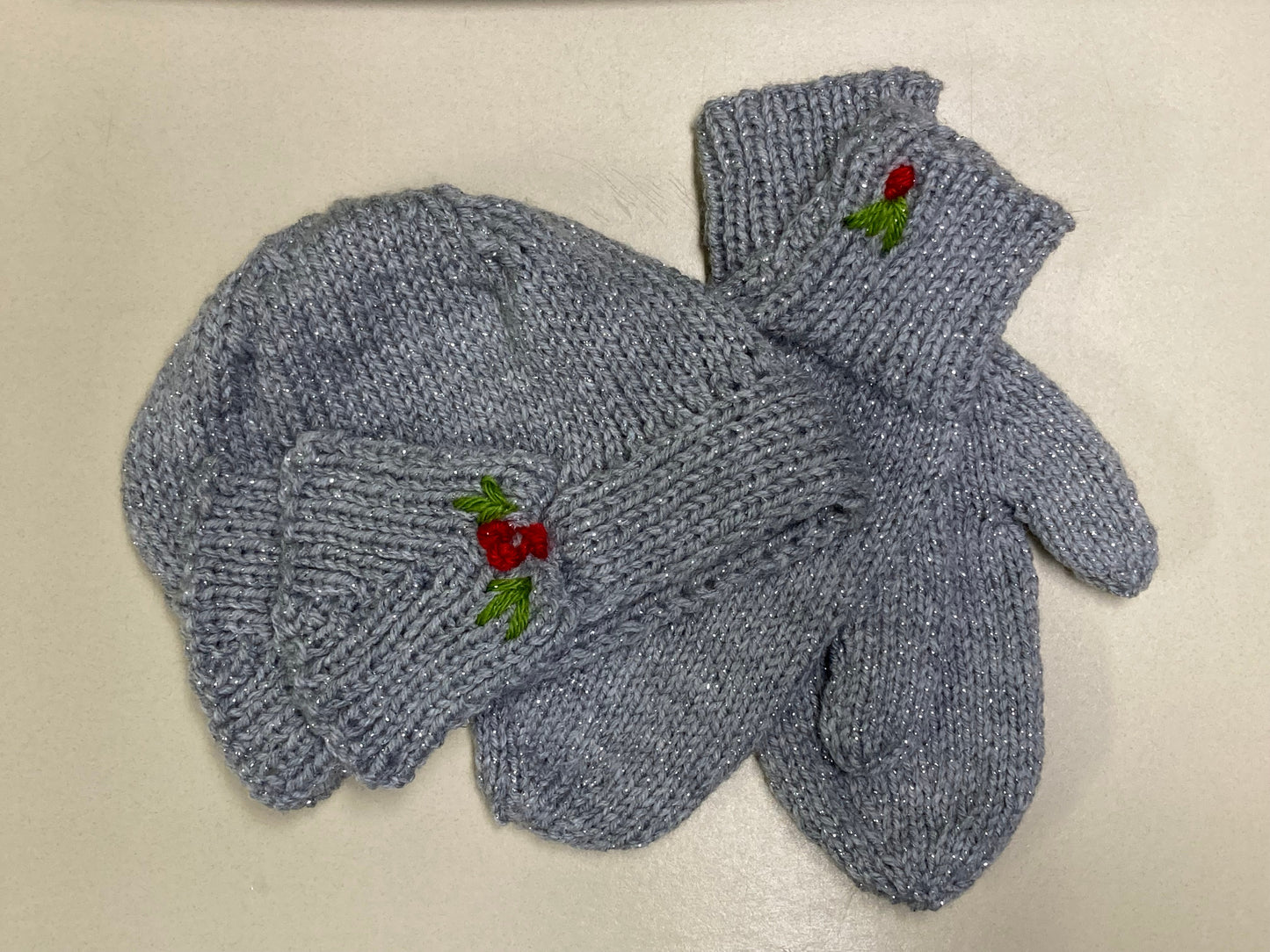 Hand knitted hat and glove set - Free Shipping