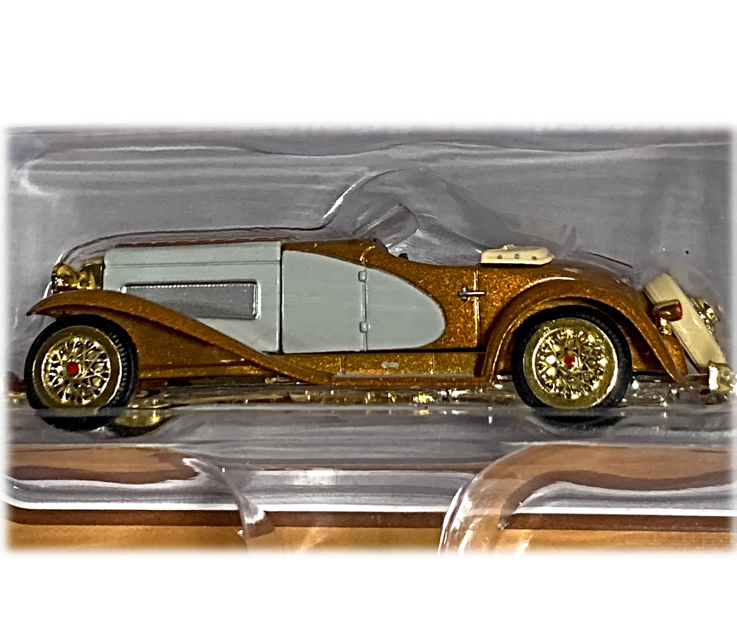 1935 Duesenberg SSJ Speedster 1:64 GOLD CHASE limited edition  FREE SHIPPING