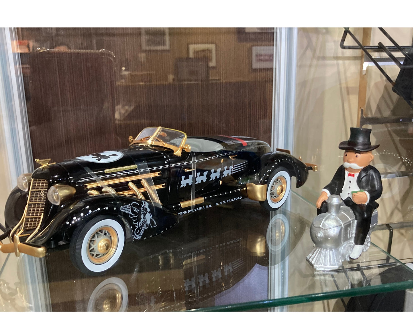 1:18 Monopoly 1935 Auburn 851 Speedster - Limited Edition ~ Limited Quantities